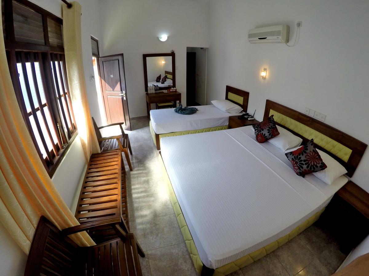 Ramon Beach Resort Ambalangoda  Zewnętrze zdjęcie