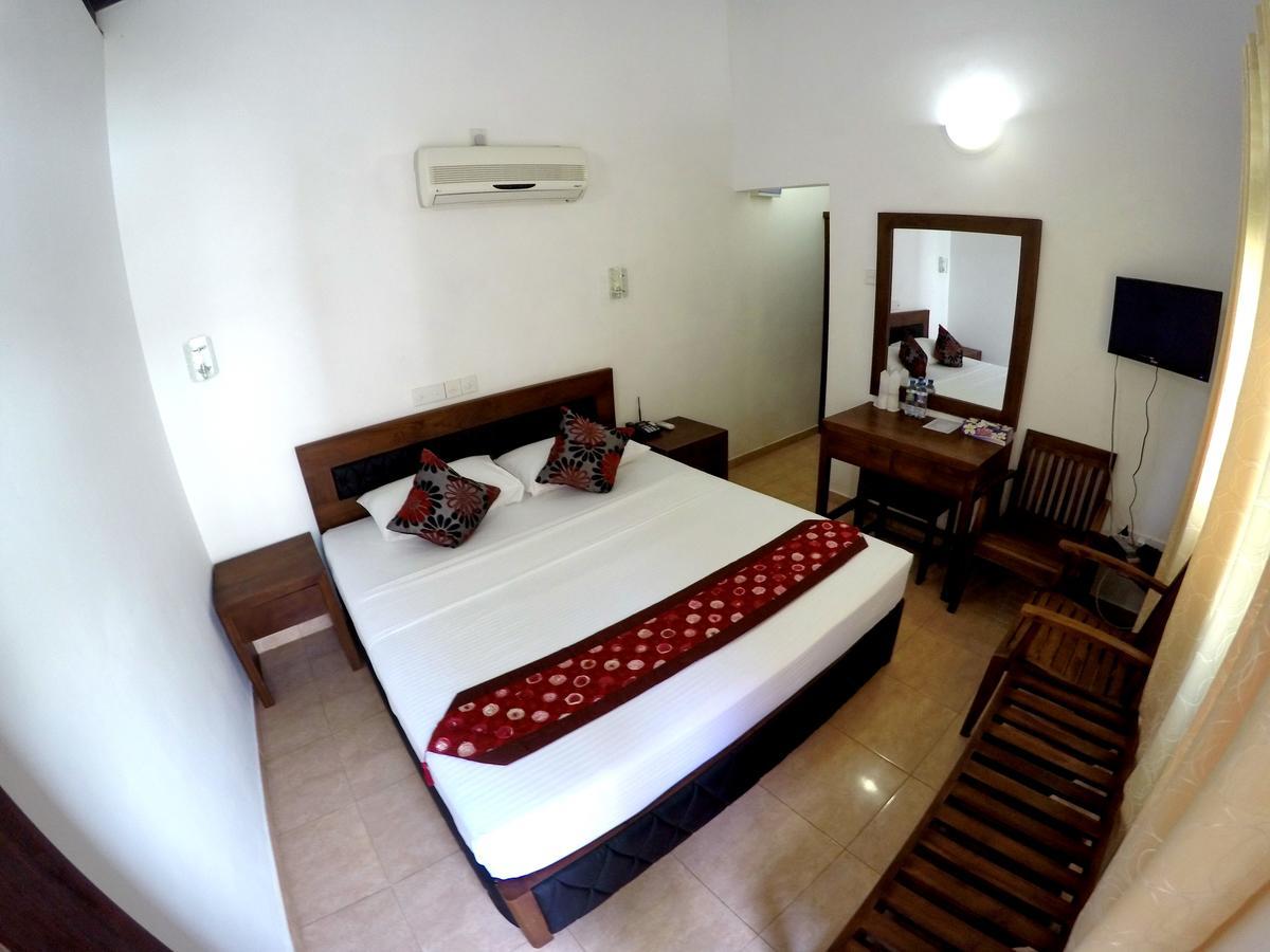 Ramon Beach Resort Ambalangoda  Zewnętrze zdjęcie