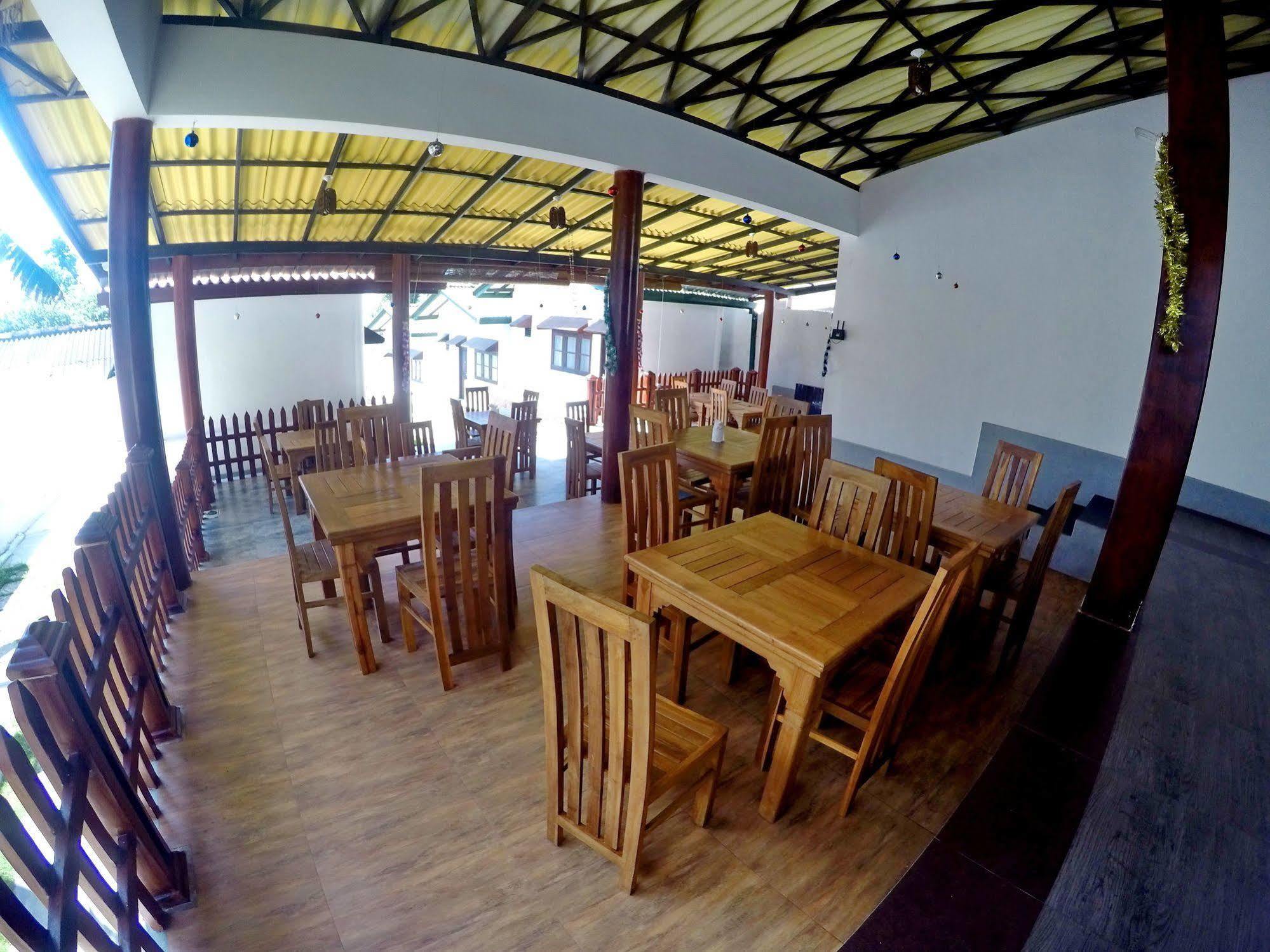 Ramon Beach Resort Ambalangoda  Zewnętrze zdjęcie