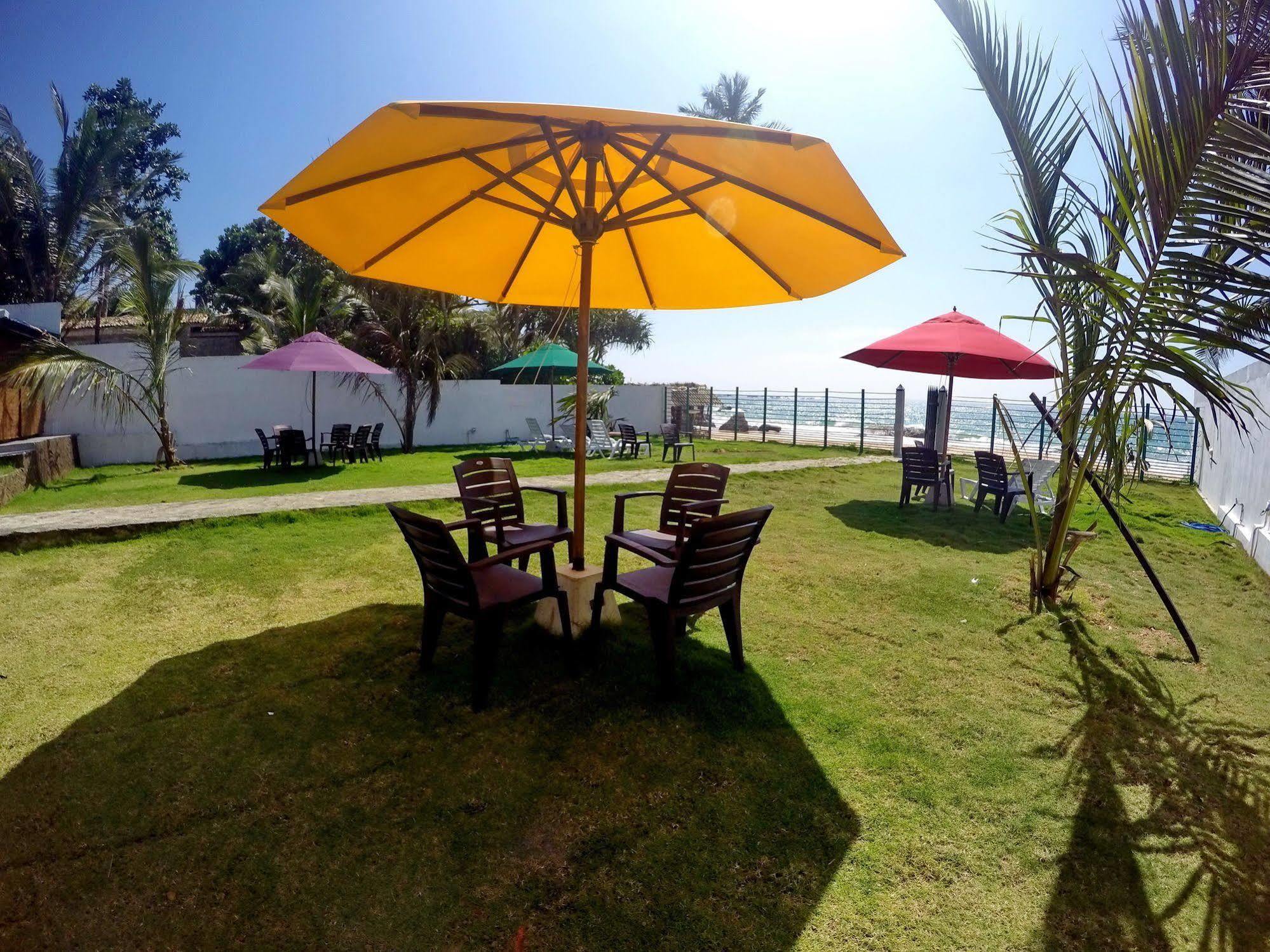 Ramon Beach Resort Ambalangoda  Zewnętrze zdjęcie