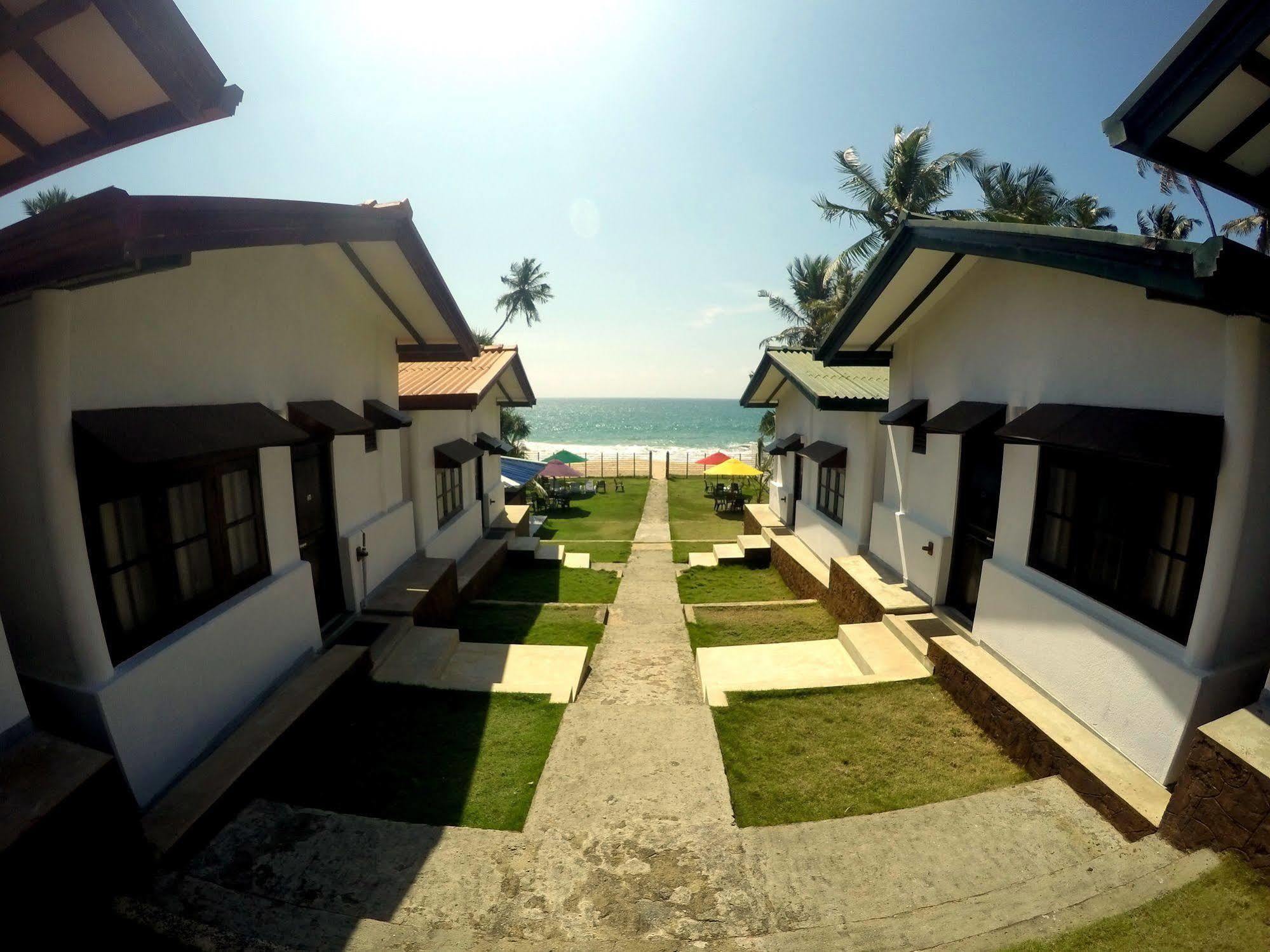 Ramon Beach Resort Ambalangoda  Zewnętrze zdjęcie